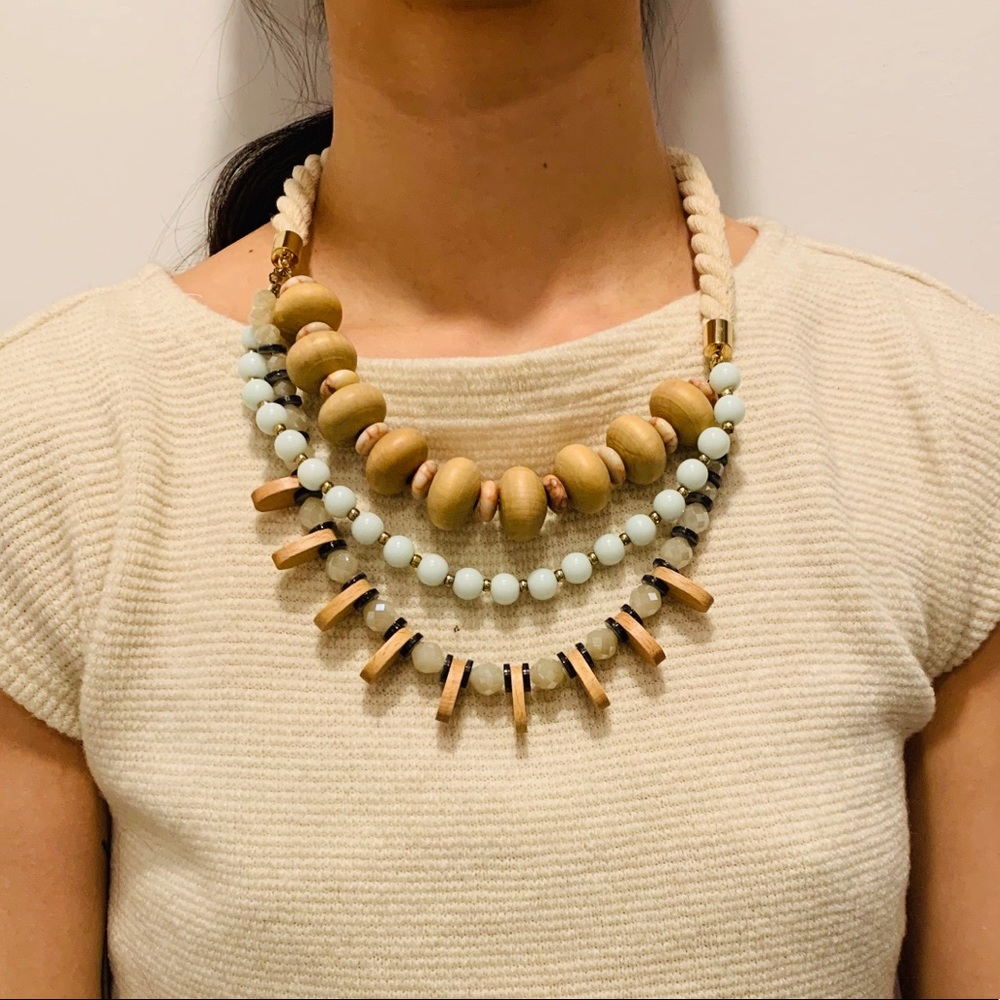 Statement necklace